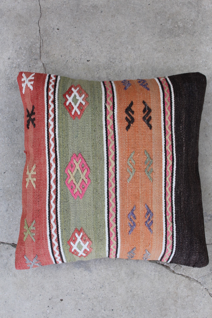 Kelimpude-med-smukke-striber-nr-637