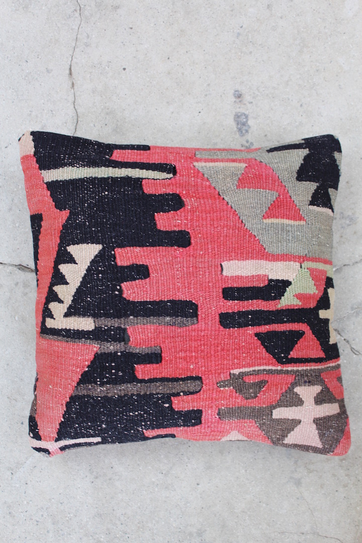 Kelimpude-i-koral-farver-nr-648