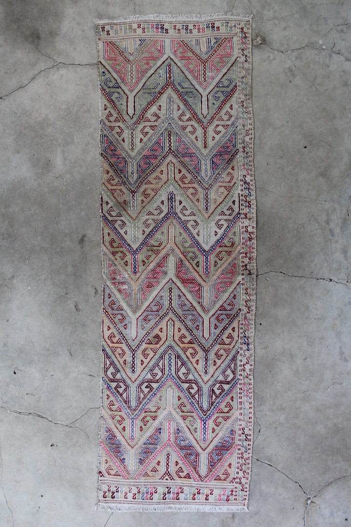 Kelimloeber-i-rosa-farver-90-x-294-cm