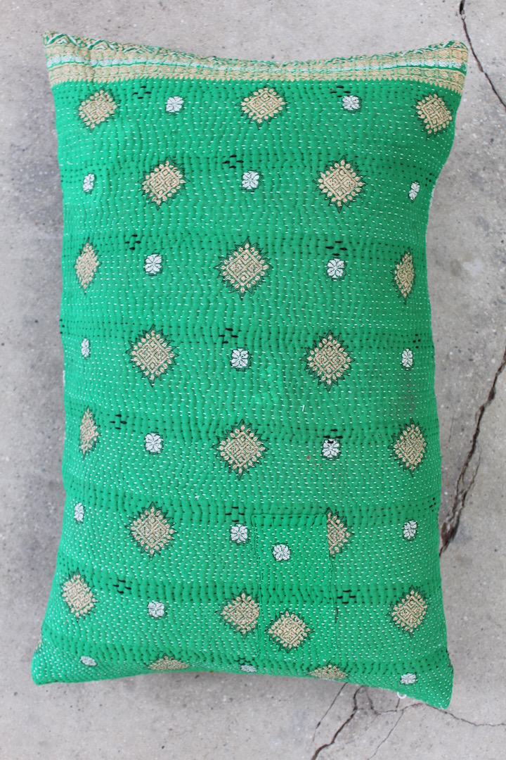 Groen-saripude-40x60-cm-nr-007