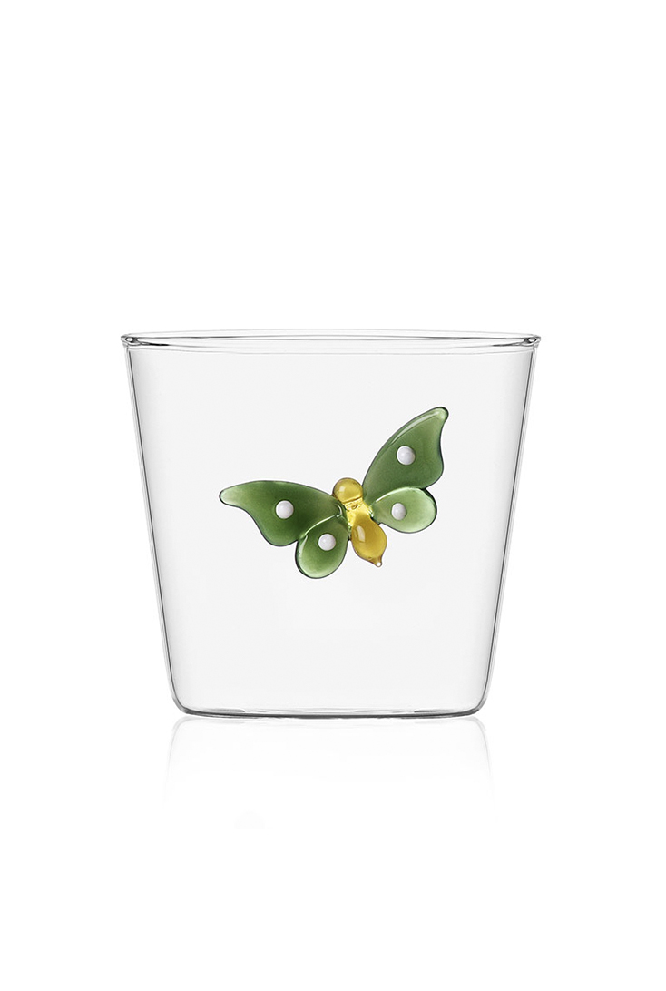 09352044-green-butterfly