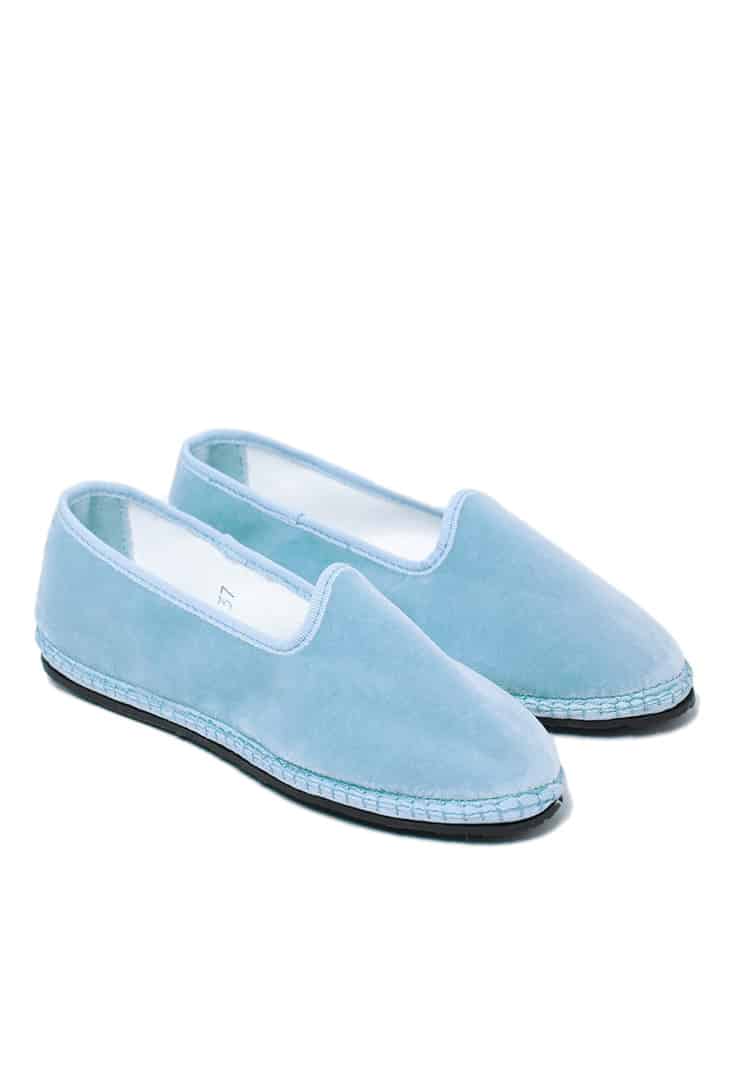 lyseblaa-velour-slippers