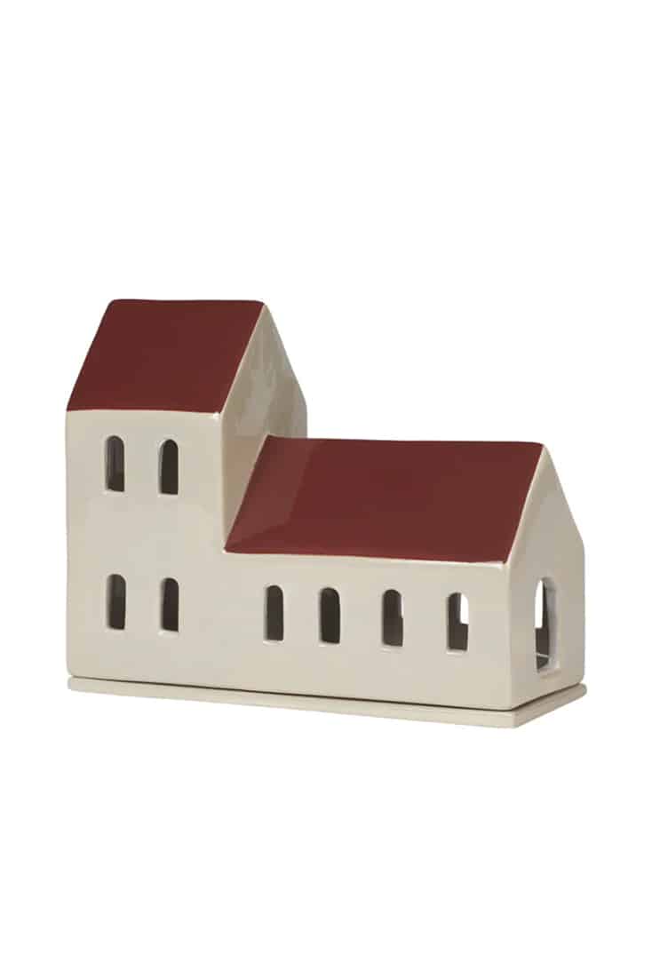 kirke-med-roedt-tag